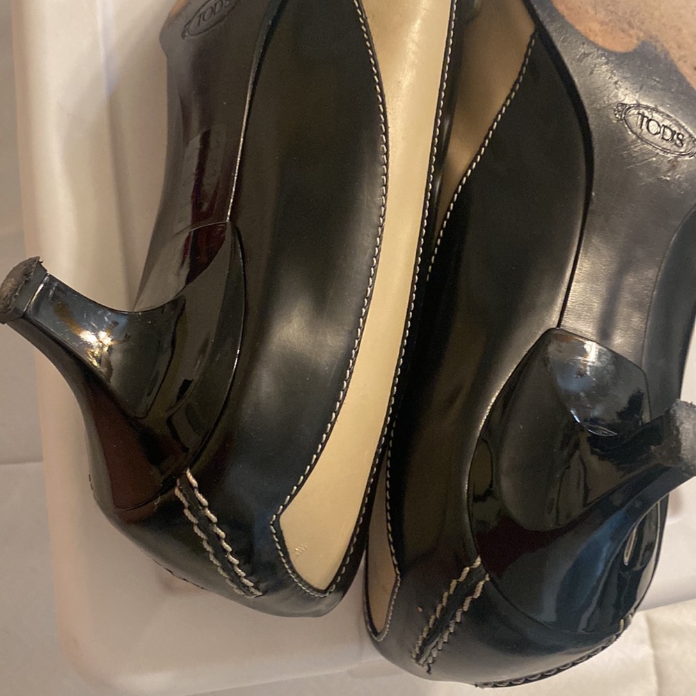 Tods leather beige black low heel 8.5 shoe - Picture 5 of 6